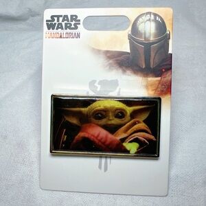 New! Disney - Star Wars The Mandalorian Baby Yoda The Child Enamel Pin